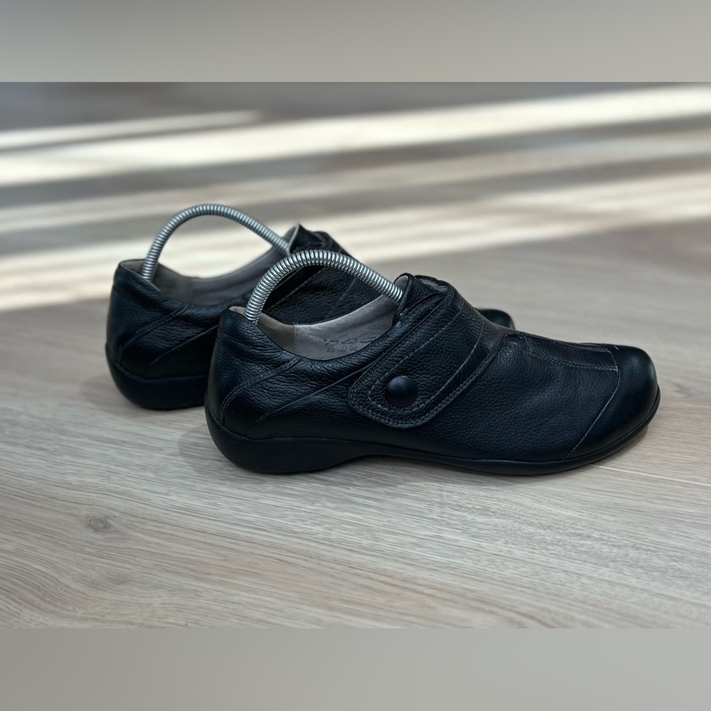 Waldlaufer Weite H Black Leather Slip On Shoes Women’s size 7.5